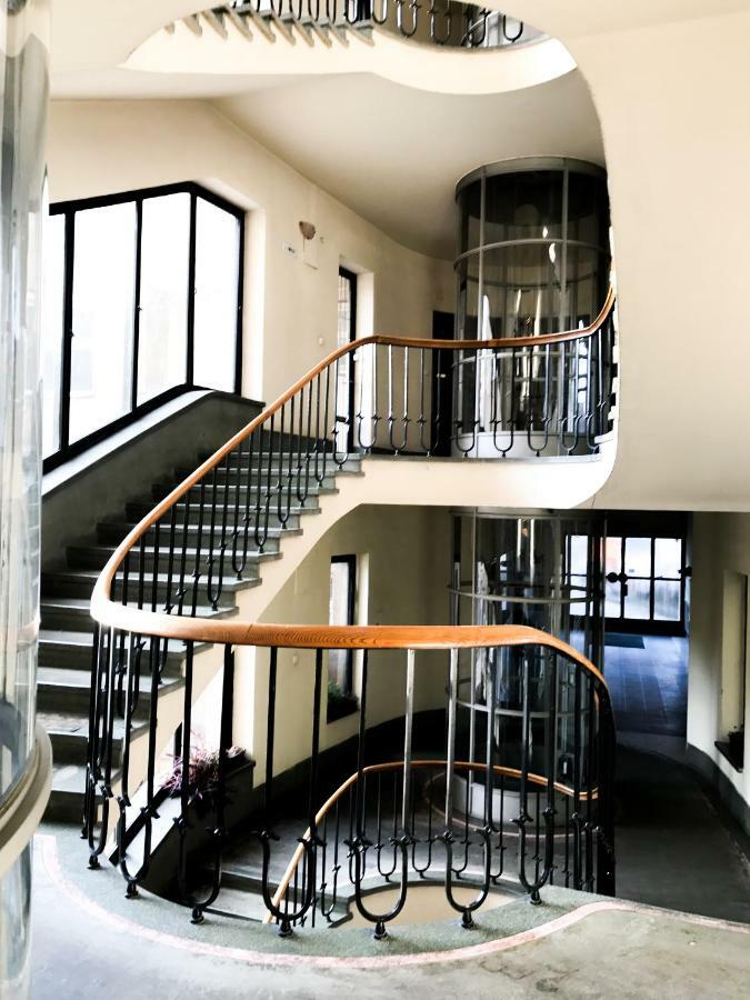 Spacious Bauhaus Icon Flat With Fitness Room In Central Buda, Close To The River And Margaret Island 布达佩斯 外观 照片