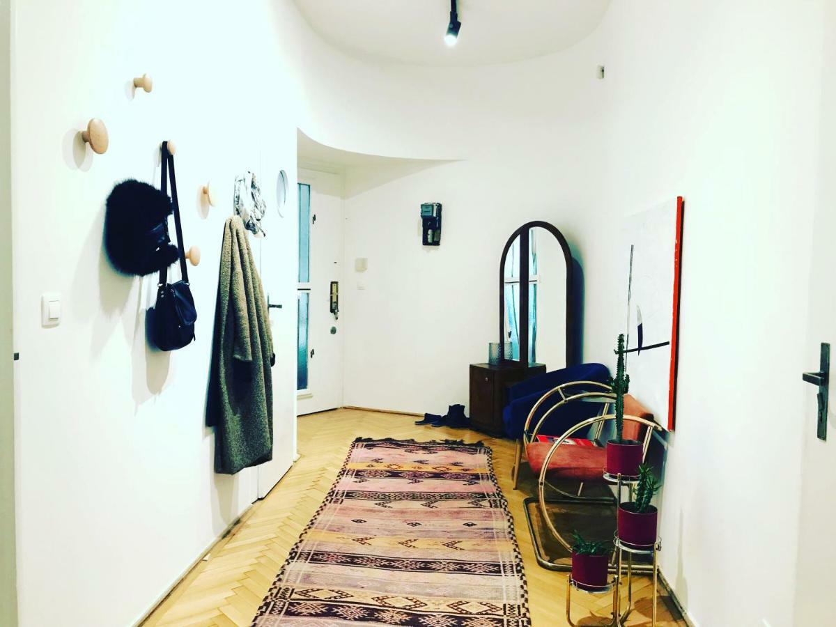 Spacious Bauhaus Icon Flat With Fitness Room In Central Buda, Close To The River And Margaret Island 布达佩斯 外观 照片